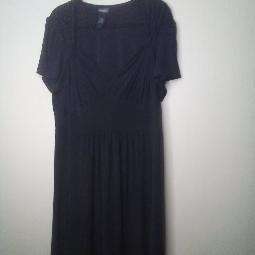 Bisou Bisou Michele Bohbot Dress 22W Short Sleeve Soft Stretch Black
